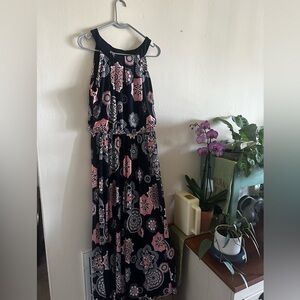 Robbie Bee Sleeveless Dress: Size L